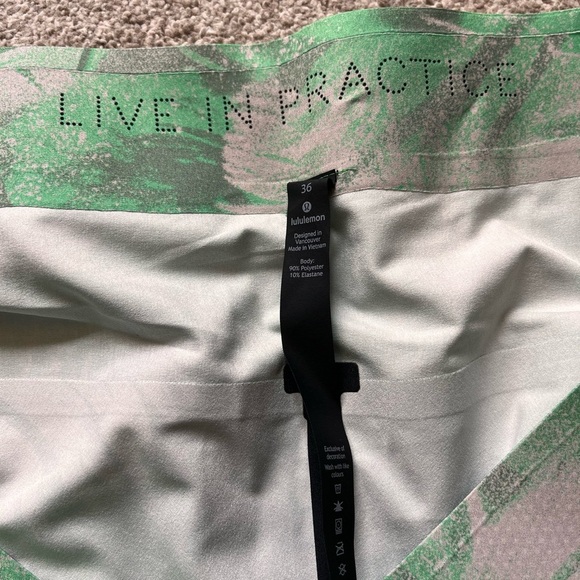 Mens Lululemon Current State 10” Board Shorts Size 36 - Picture 3 of 9